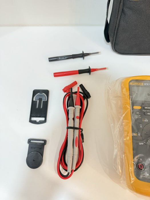 FLUKE 87 V MULTIMETER COMBO KIT W/ ACCESSORIES & LEADS - SHIPS FAST (NEW)