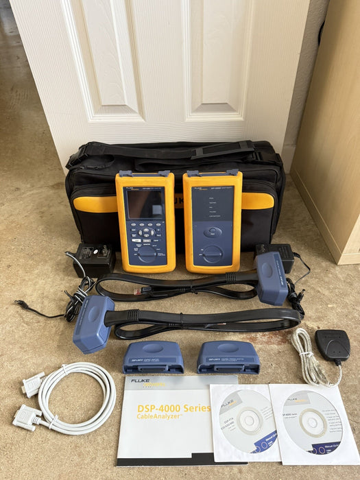 FLUKE NETWORKS DSP4300 DSP-4300 CABLE ANALYZER KIT W/ ACCESSORIES (TESTED)