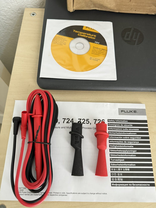 FLUKE 724 TEMPERATURE CALIBRATOR / NEW SEALED - FREE SHIPPING
