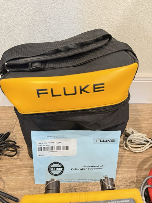 FLUKE 1735 THREE-PHASE POWER LOGGER W/ PROBES & CASE & CHARGER - FREE SHIPPING