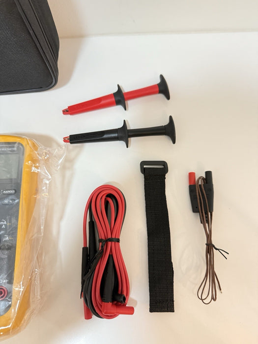 FLUKE 87 V MULTIMETER COMBO KIT W/ ACCESSORIES & LEADS - SHIPS FAST (NEW)