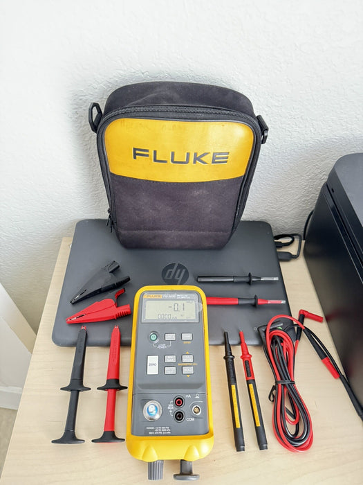 FLUKE 718-300G PRESSURE CALIBRATOR (NEW LEADS & ACCESSORIES ) SHIPS NEXT DAY