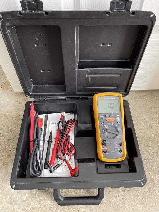 Fluke 1587 Digital FC Insulation Multimeter - 1000V w/ Hard Case