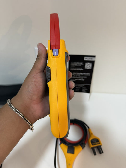 FLUKE 376 FC TRMS CLAMP METER W/ LEADS & CLIPS - SHIPS FAST (NEW)