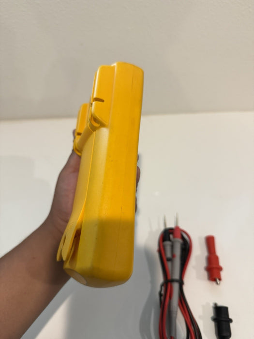 FLUKE 87 III TRUE RMS MULTIMETER W/LEADS & CLIPS - SHIPS FAST
