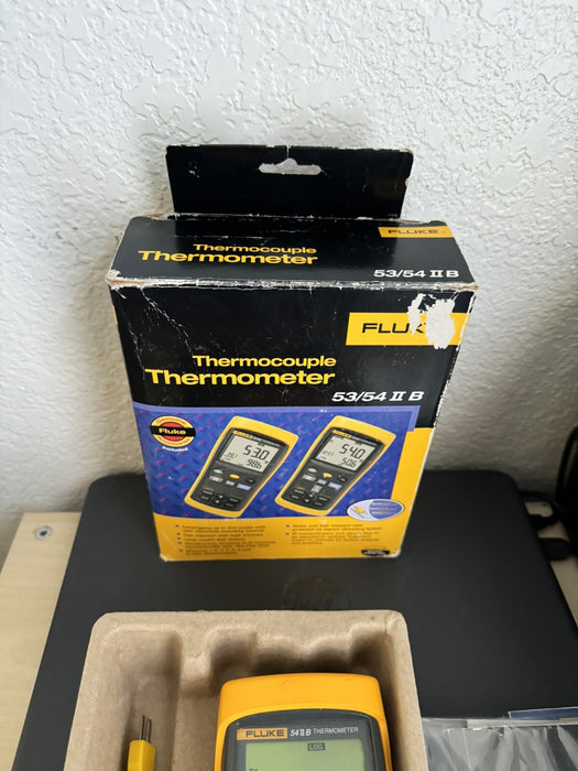 Fluke 54 II b 54-II 54II 2 Channel Thermocouple Thermometer - FREE SHIPPING
