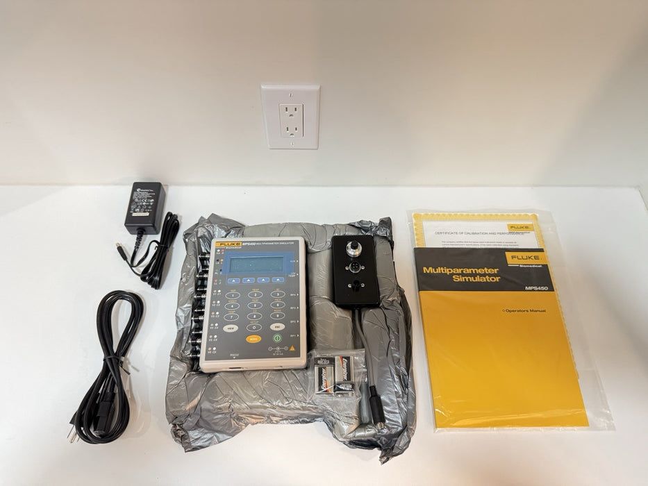 FLUKE MPS450 MULTIPARAMETER SIMULATOR (NEW FACTORY SEALED)  RARE TO FIND NEW