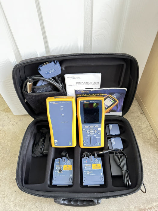 FLUKE NETWORKS DTX-1800 MM MFM2 CABLE ANALYZER FIBER COPPER CERTIFICATION TESTER