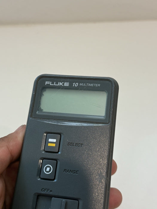 FLUKE 10 MULTIMETER (PARTS ONLY) FOR PARTS