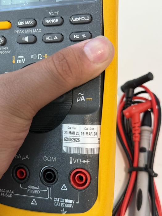 FLUKE 87V TRUE RMS MULTIMETER W/ LEADS - SHIPS FAST (CALIBRATED 2028)