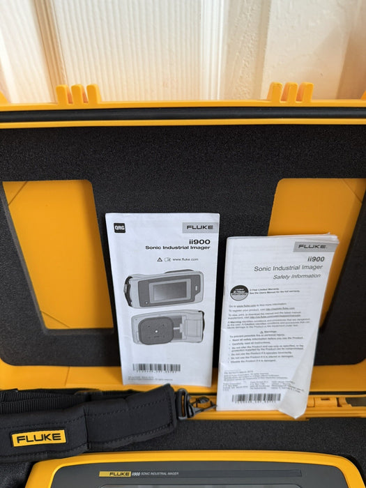 FLUKE ii900 INDUSTRIAL ACOUSTIC IMAGER W/BATTERIE & CHARGER-FREE SHIPPING