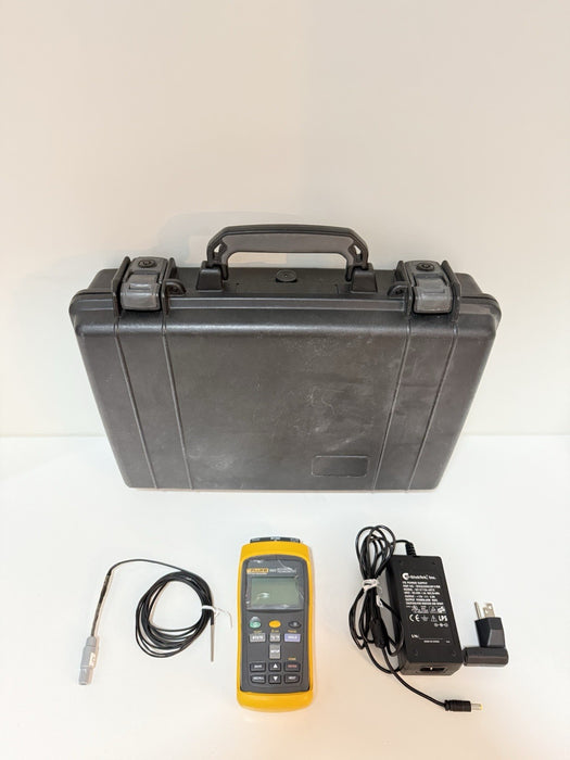 FLUKE 1523 REFERENCE THERMOMETER W/ PROBE & CASE (CALIBRATED 2023) TESTED