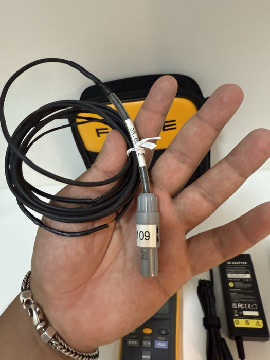 FLUKE 1523 REFERENCE THERMOMETER W/ PROBE & BAG (FREE SHIPPING ) TESTED