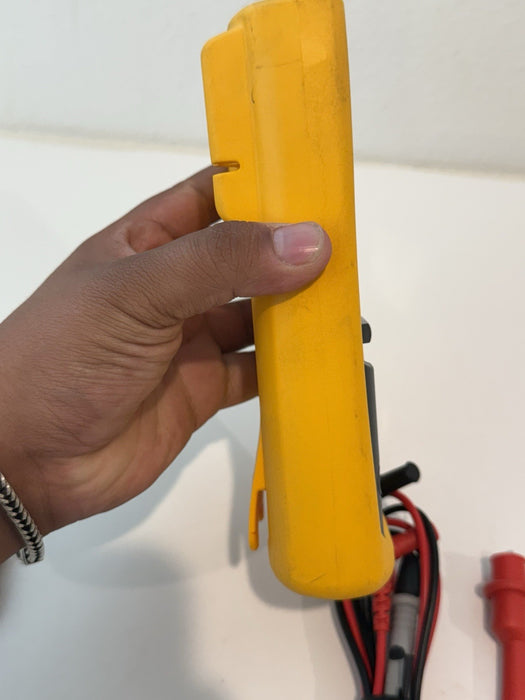 FLUKE 87V TRUE RMS MULTIMETER W/ LEADS - SHIPS FAST (CALIBRATED 2028)