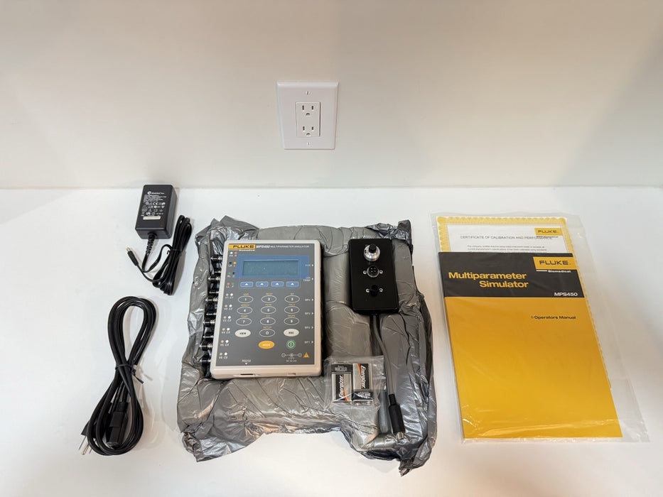 FLUKE MPS450 MULTIPARAMETER SIMULATOR (NEW FACTORY SEALED)  RARE TO FIND NEW