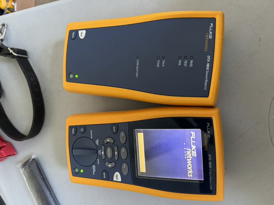 FLUKE NETWORKS DTX-1800 MM MFM2 CABLE ANALYZER FIBER COPPER CERTIFICATION TESTER