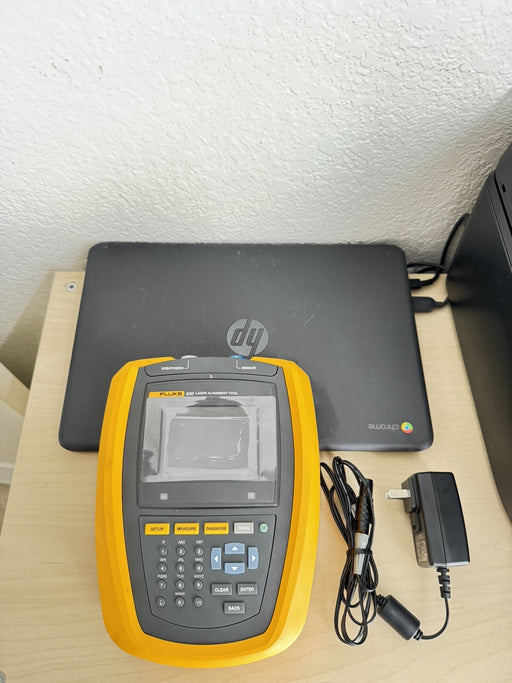 FLUKE 830 LASER ALIGNMENT TOOL /ONLY CHARGER INCLUDED / FREE SHIPPING