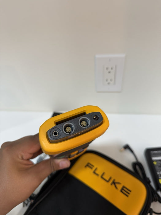 FLUKE 1524 REFERENCE THERMOMETER W/ PROBE & BAG (TESTED) FREE SHIPPING