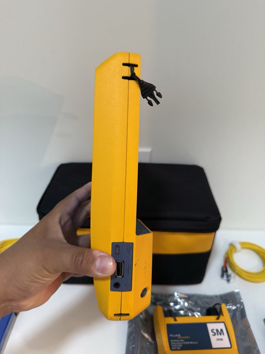 FLUKE OFP-SM OPTIFIBER PRO SINGLEMODE OTDR MODULE KIT W /DSX VERSIV MAINFRAME
