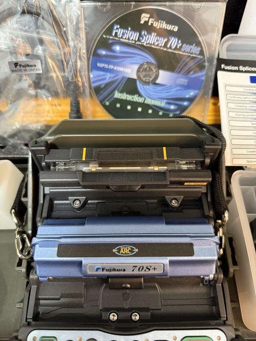 FUJIKURA 70S+ FUSION SPLICER KIT W/CT50 CLEAVER (NEW SEALED) FREE SHIPPING