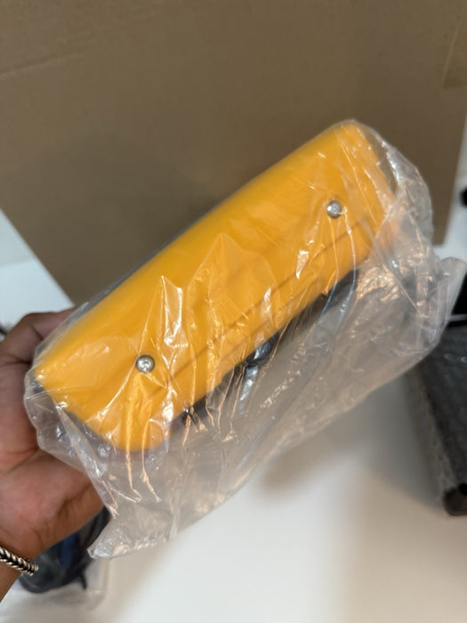FLUKE 190-202-III 2CH 200MHZ 5GSs SCOPEMETER (NEW FACTORY SEALED)CALIBRATED 2024
