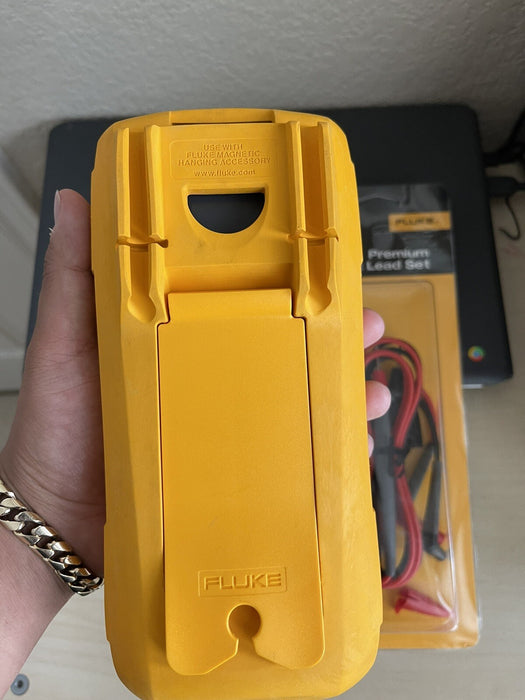 Fluke 28 II True RMS Multimeter with NEW LEADS / SHIPS FAST