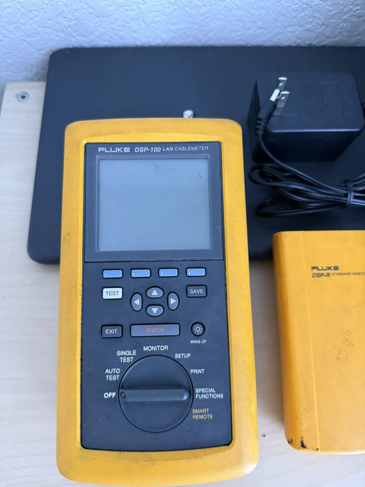 FLUKE DSP-100 LAN CABLEMETER W/ DSP-R REMOTE & CHARGER - SHIPS FAST