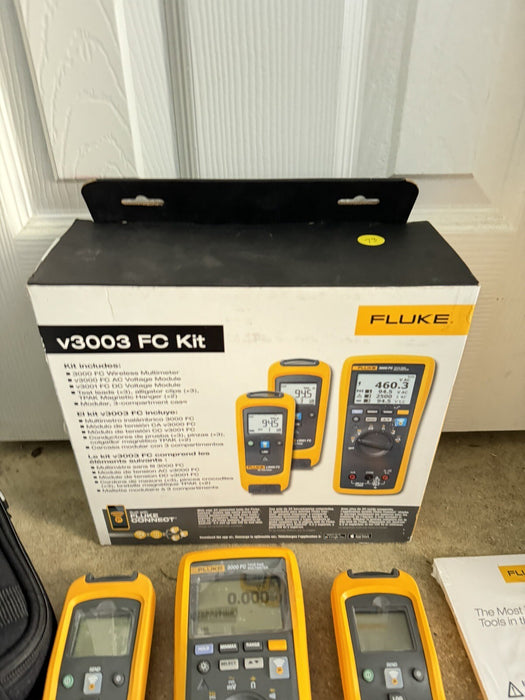 Fluke V3003 FC KIT FC Wireless Kit With DMM, AC+DC Voltage Modules - NEW