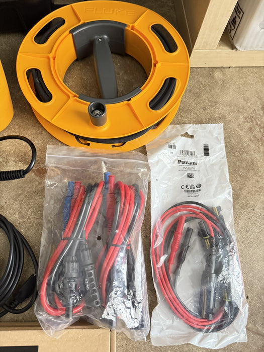 FLUKE SMFT-1000/PRO MULTIFUNCTION PV TESTER & PERFORMANCE ANALYZER (NEW SEALED)