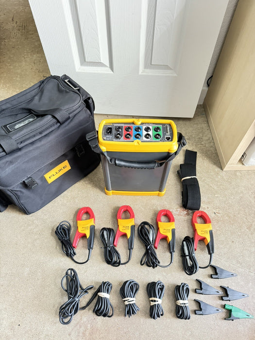 FLUKE 1750 3-PHASE POWER QUALITY RECORDER W / 4 3140R AC CLAMPS/FREE SHIPPING