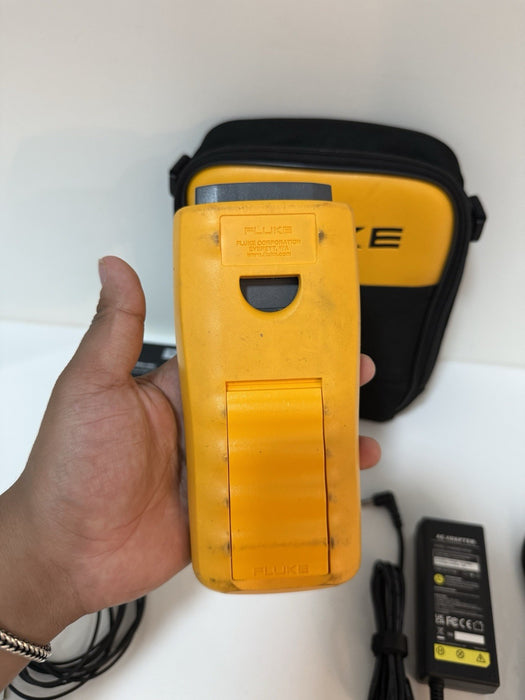 FLUKE 1524 REFERENCE THERMOMETER W/ PROBE & BAG (TESTED) FREE SHIPPING