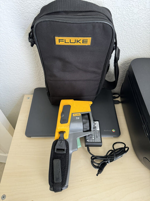 FLUKE Ti9 IR INFRARED THERMAL IMAGER CAMERA - FREE SHIPPING ( TESTED)