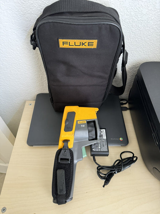 FLUKE Ti9 IR INFRARED THERMAL IMAGER CAMERA - FREE SHIPPING ( TESTED)
