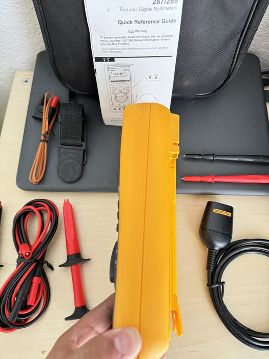 FLUKE 289 FVF DIGITAL MULTIMETER W/ ACCESSORIES - FREE SHIPPING
