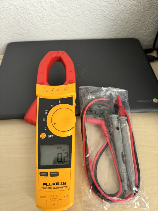 FLUKE 336 TRUE RMS CLAMP METER W/ LEAD SET - SHIPS FAST (TESTED)