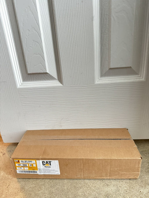 CAT 10R-0968 DIESEL INJECTOR (NEW IN BOX) - FREE SHIPPING