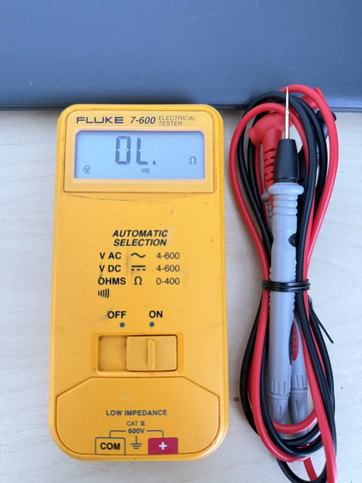 Fluke 7-600 Electrical Tester with Leads - Good Condition / SHIPS FAST