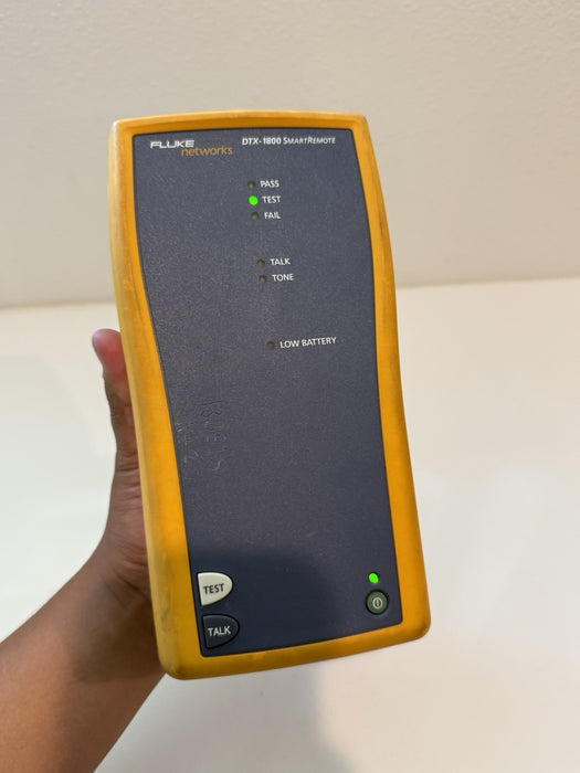 FLUKE NETWORKS DTX-1800 SMART REMOTE ONLY  - TURNS ON NO BATTERY / SHIPS FAST