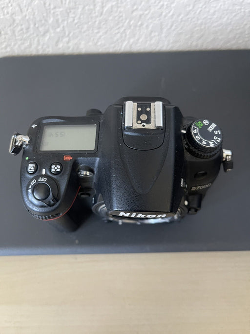 Nikon D7000 16.2MP Digital DSLR Camera Body (SHIPS NEXT DAY)
