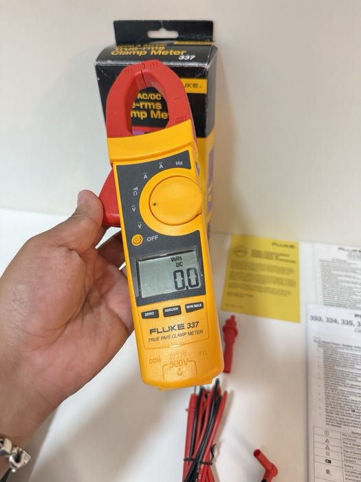 FLUKE 337 TRUE RMS CLAMP METER (NEW FACTORY SEALED) SHIPS FAST (RARE)