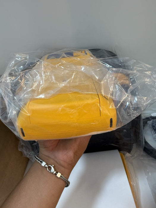 FLUKE NETWORKS DSX2-5000 CABLE ANALYZER  (NEW FACTORY SEALED)  CALIBRATED 2024
