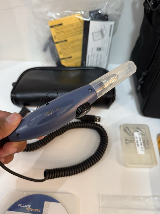 FLUKE NETWORKS VERSIV OPTIFIBER PRO OTDR KIT W/ QUAD OTDR MODULE & ACCESSORIES