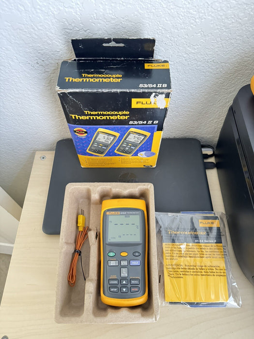 Fluke 54 II b 54-II 54II 2 Channel Thermocouple Thermometer - FREE SHIPPING