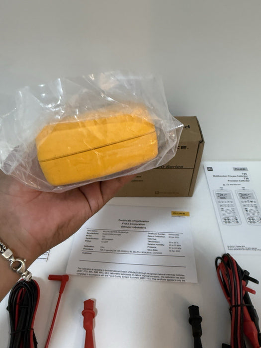FLUKE 725 MULTIFUNCTION PROCESS CALIBRATOR (NEW FACTORY SEALED) CALIBRATED 2025