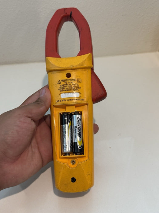 FLUKE 337 TRUE RMS METER (PARTS ONLY) FOR PARTS - SHIPS FAST
