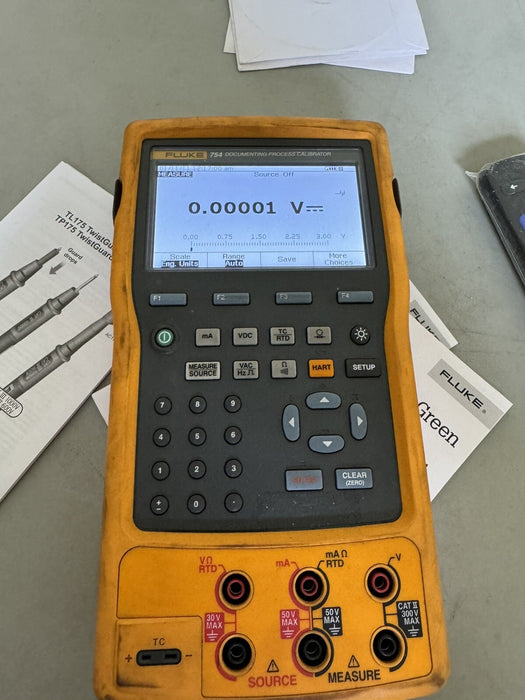 Fluke 754 Documenting Process Calibrator W / NEW TLK-2225 LEADS & FREE SHIPPING