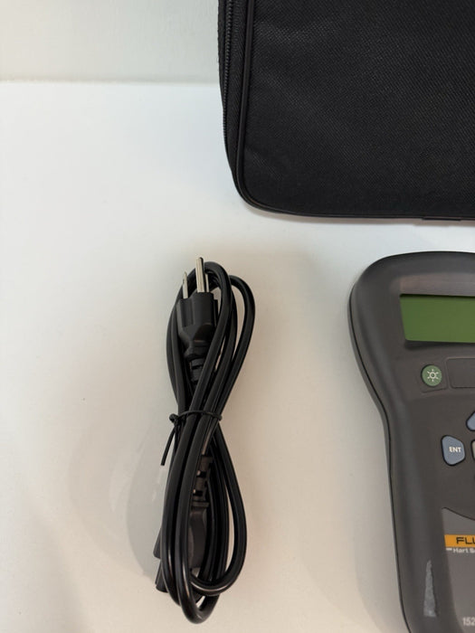 FLUKE HART SCIENTIFIC 1521 THERMOMETER READOUT W/ CHARGER - TESTED