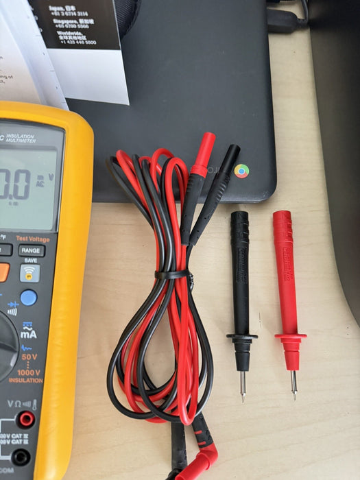 Fluke 1587 FC INSULATION MULTIMETER W/ BAG & LEADS - SHIPS FAST