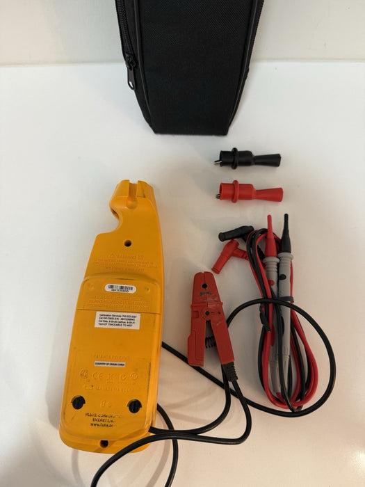 FLUKE 773 MILLIAMP CLAMP METER / W BAG & LEADS (TESTED) SHIPS FAST