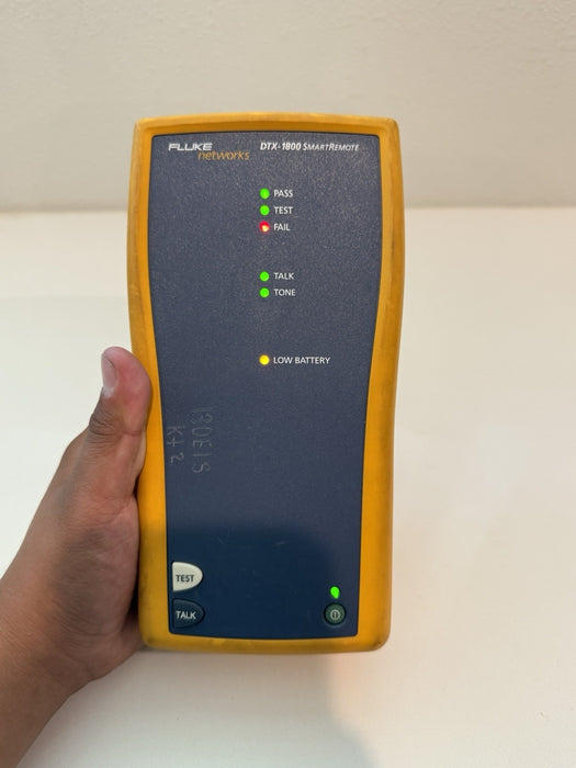 FLUKE NETWORKS DTX-1800 SMART REMOTE ONLY  - TURNS ON NO BATTERY / SHIPS FAST